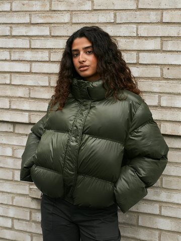 Neo Noir - Rhea Shiny Puffer Jacket - Olive